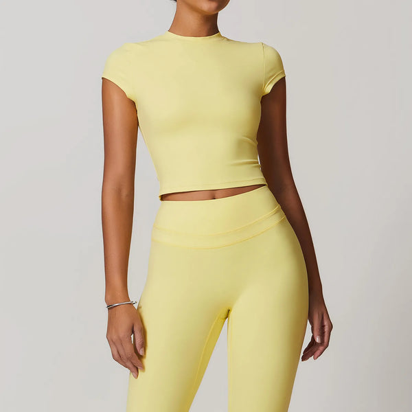 Short sleeve yoga crop top
